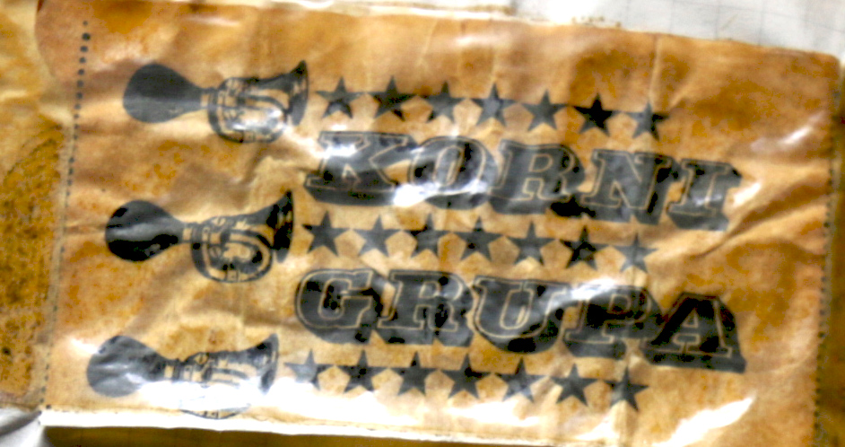 The design was, if not by, then influenced by Slobodan Mašić. He did similar design for a couple of their singles later.