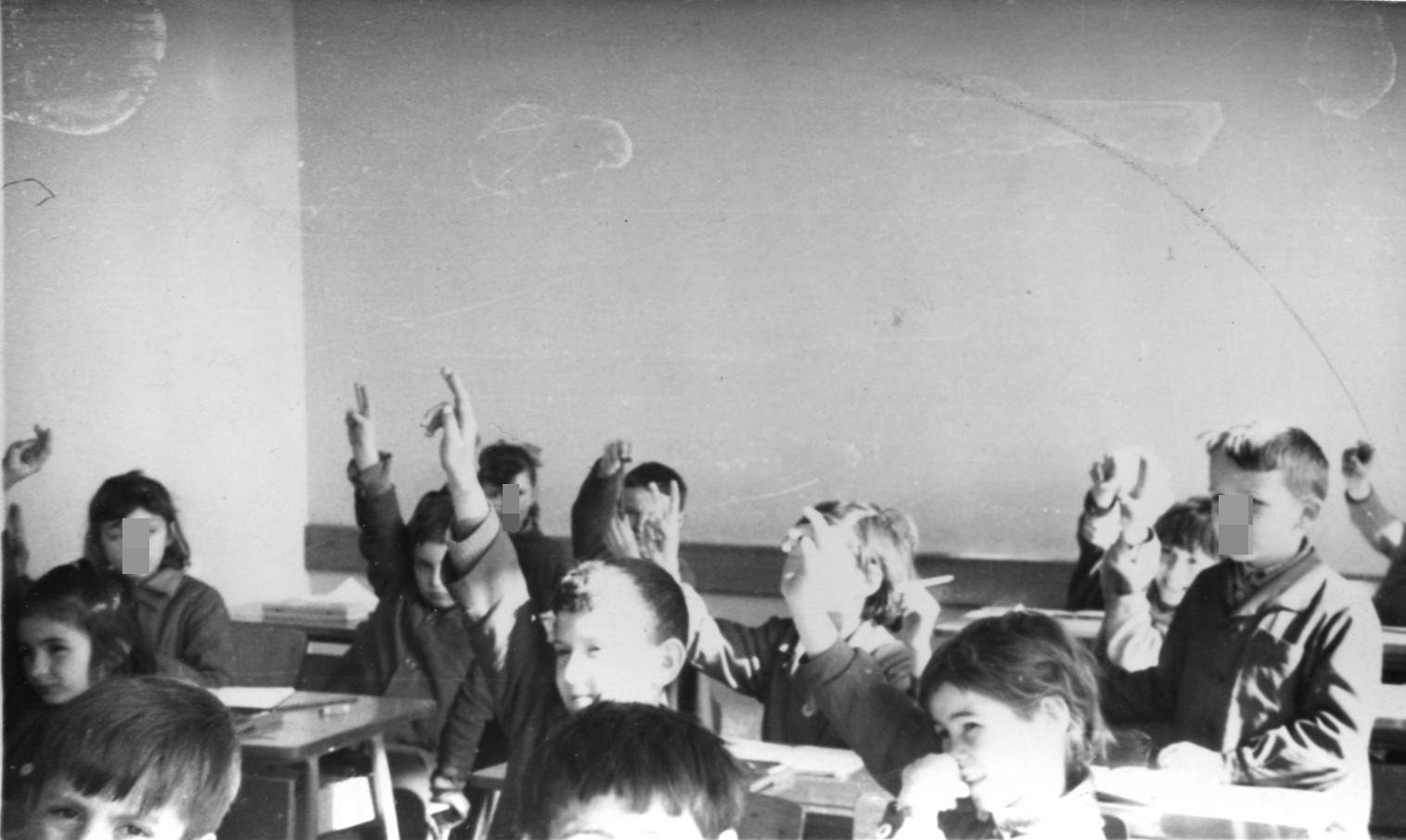 Ту је негде Рајка, а препознајем још неке