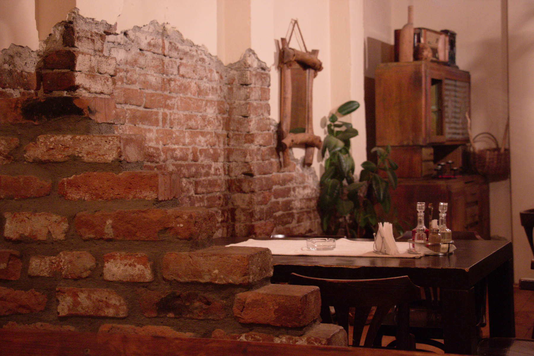 The quasi unfinished look, actually not bad at all.